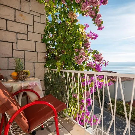 Ivana - With Parking Apartment *